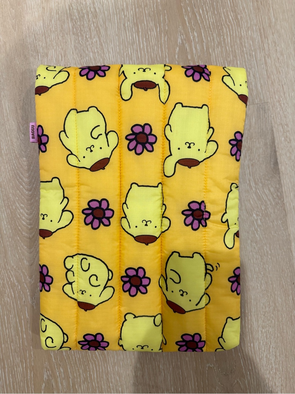 BAGGU Yellow Pompompurin Print Quilted Laptop Sleeve - Picture 2 of 3